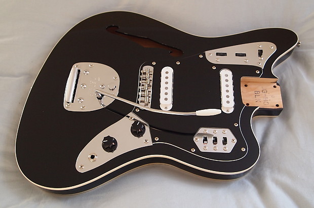 Hollow store body jaguar