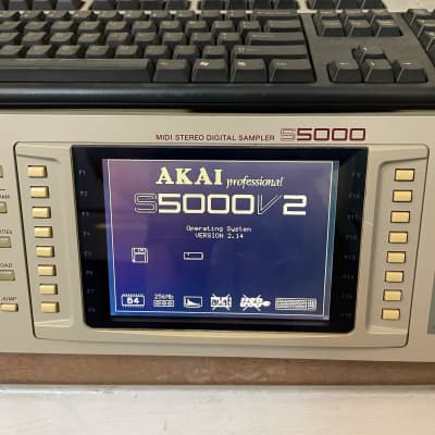 Akai S5000 MIDI Stereo Digital Sampler 1998 - White