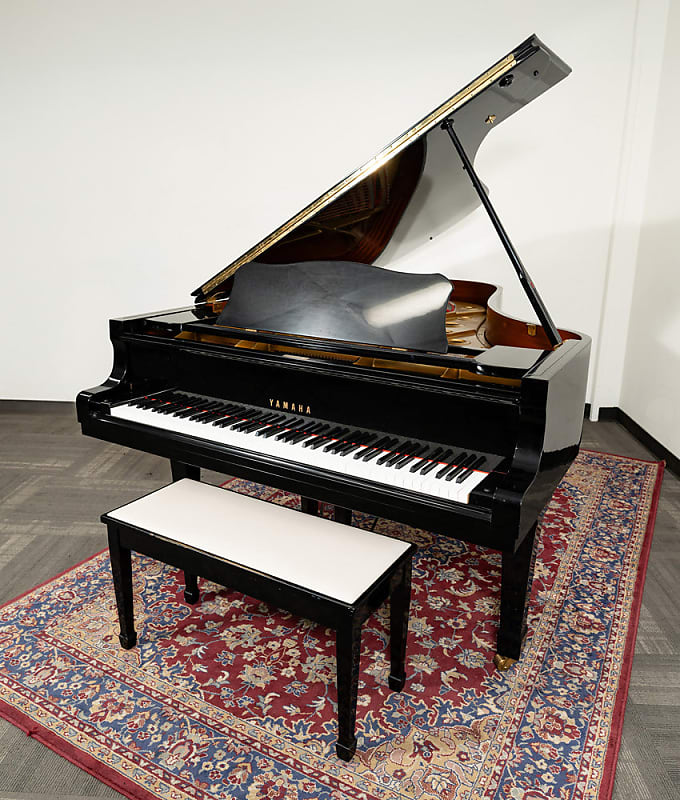 Yamaha 7'6" C7 Grand Piano | Polished Ebony | SN: E4280386 | Used image 1