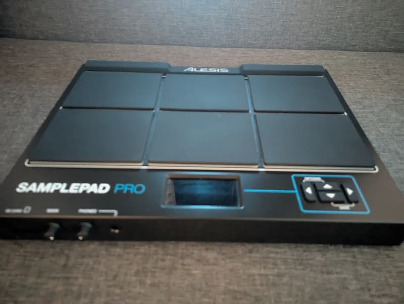 Alesis SamplePad Pro 8-Pad Percussion and Sample-Triggering Instrument 2010s - Black image 1