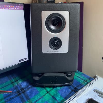 Barefoot Sound Footprint 01 3-Way Active Studio Monitors (Pair) 2017 - 2020 - Black / White image 2