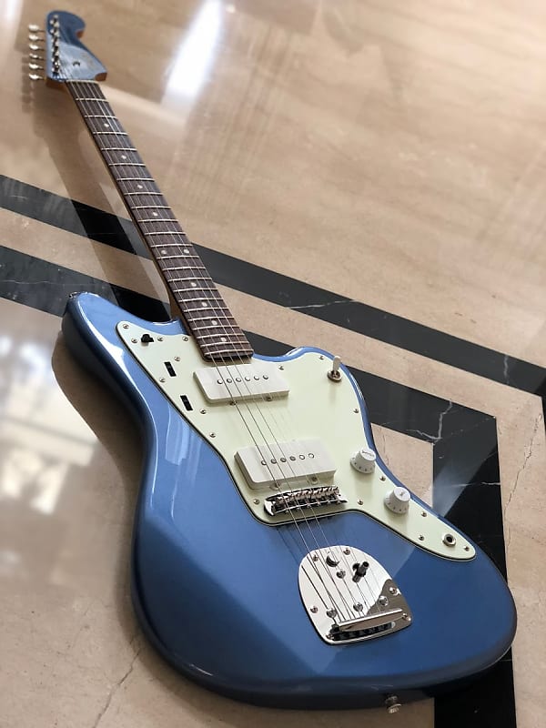 Tokai TJM-140 MH OLB Silverstar Japan Offset body in Old Lake Placid Blue  with Matching Headstock