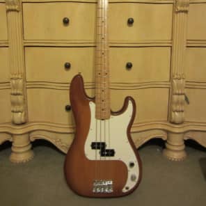 Fender American Special Precision Bass (Made in USA