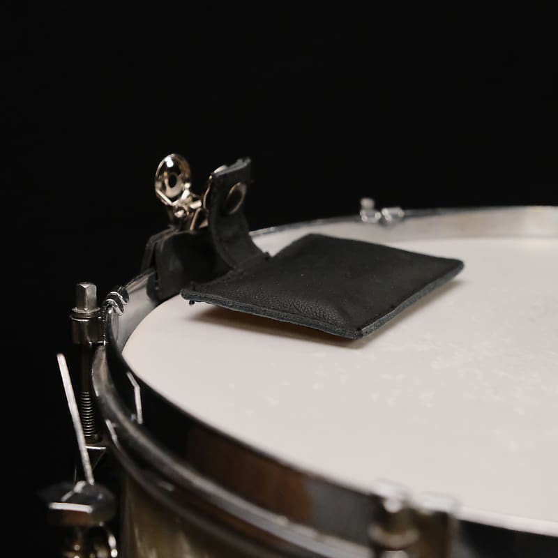 Por-T-Fel - Wallet Style Snare Drum Damper / Muffler - Black - clip mounted image 1