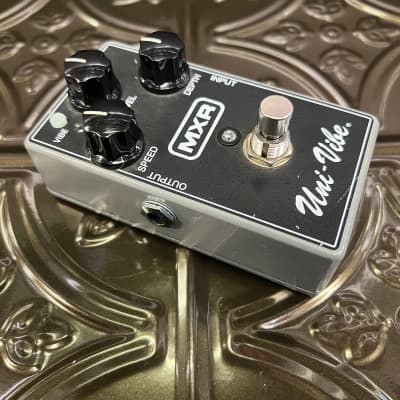 Used MXR M68 Uni-Vibe Chorus / Vibrato Pedal image 4