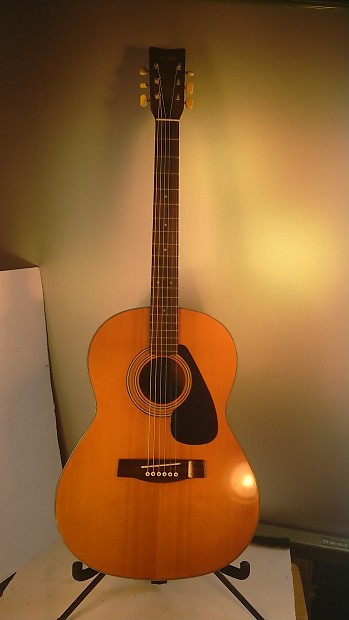 Yamaha fg 325 guitar price cheap