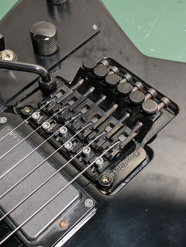 Jackson Stars RR-J1E ランディV JacksonStars RR-J1E RandyRhoads FlameMaple EMG Ebony