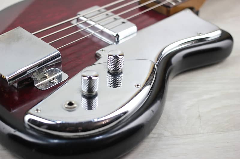 Rare Japan Short Scale Guyatone EB4 1965 Redburst for fans