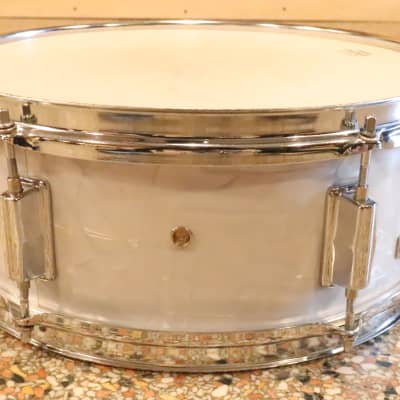 Prestige 5.5x14" Snare Drum White Pearl Vintage 1970's MIJ image 7