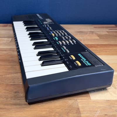 Casio SK-1 32-Key Sampling Keyboard - Black image 6