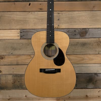Eastman  E6OM-TC Acoustic/Electric Guitar Thermo-Cure Natural w/ Case image 4