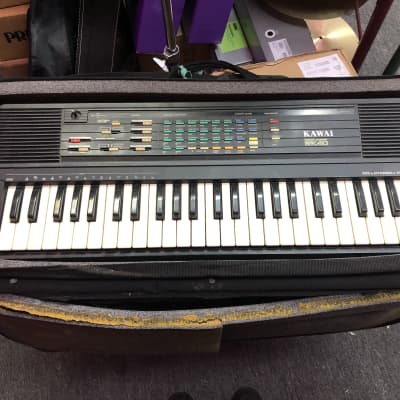 *Vintage* Kawai personal keyboard wk 40 Black (Comes With Soft Case)