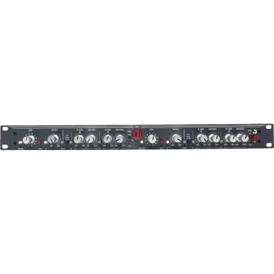 Solid State Logic Mic Preamp Modules XR621 + SSL Mynx Rack Solid State Logic Mic Preamp Modules XR621 + SSL Mynx Rack