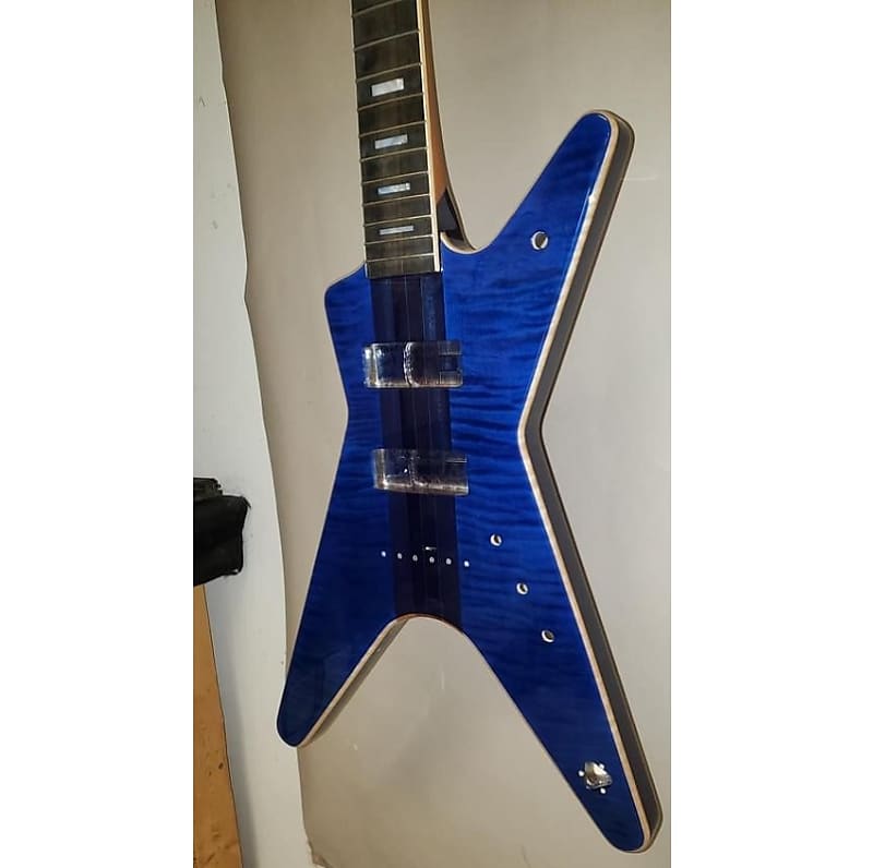 ML Metalman - Classic Black | Dean Guitars