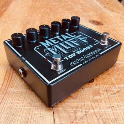 Electro-Harmonix Metal Muff with Top Boost Distortion Guitar Effects Pedal image 4
