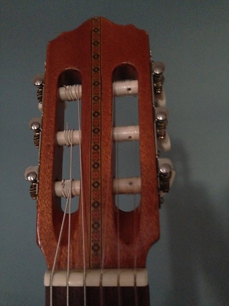 Vizcaya classical guitar on sale