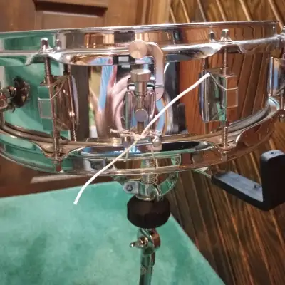 Yamaha  13"(Diameter)X4"(Depth) Piccolo Snare Drum   Chrome image 4