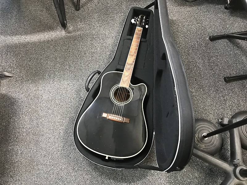 Washburn D-12CE/B Acoustic-Electric Guitar made in Korea 1991 in excellent condition with road runner semi-hard case . image 1