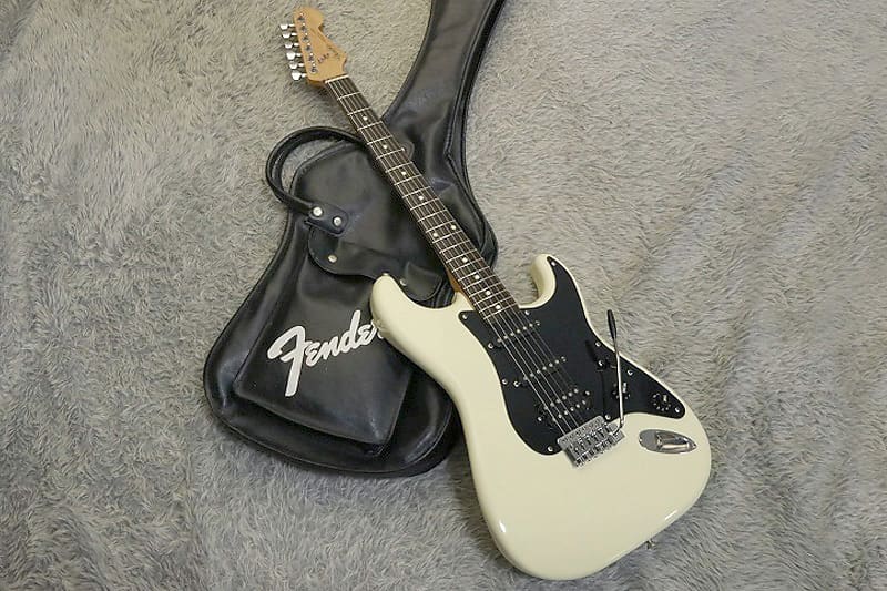 Vintage '80s Fender Japan Boxer series Stratocaster ST-456 white Made in  Japan