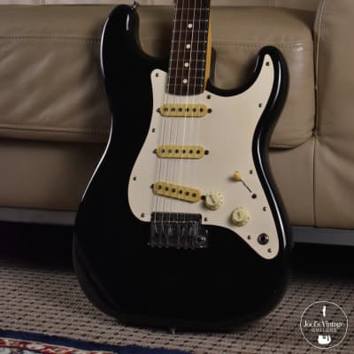 Fender USA 1983〜1984年製Stratocaster 稀少品 Fender USA 1983〜1984年製Stratocaster 稀少品