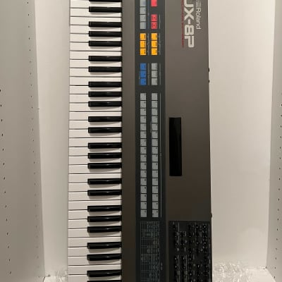 (Very Rare) Roland JX-8P 61-Key Polyphonic Synthesizer with Onboard PG-800 Programmer 1984 - 1986 - Black