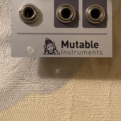 Mutable Instruments Peaks | Reverb