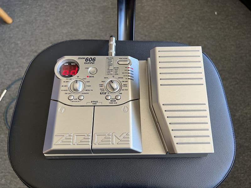 Zoom 606 Guitar MultiEffect Pedal Reverb