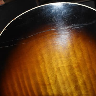 Harmony Archtone H1215 1950s - Sunburst image 11