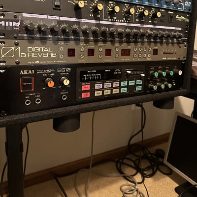 Akai S612 MIDI Digital Sampler 1985 - Black
