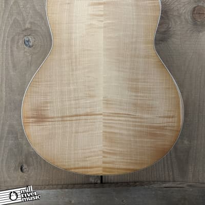 Taylor GT 611e LTD Sitka Spruce/Big Leaf Maple Acoustic Electric Guitar w/gigbag image 4