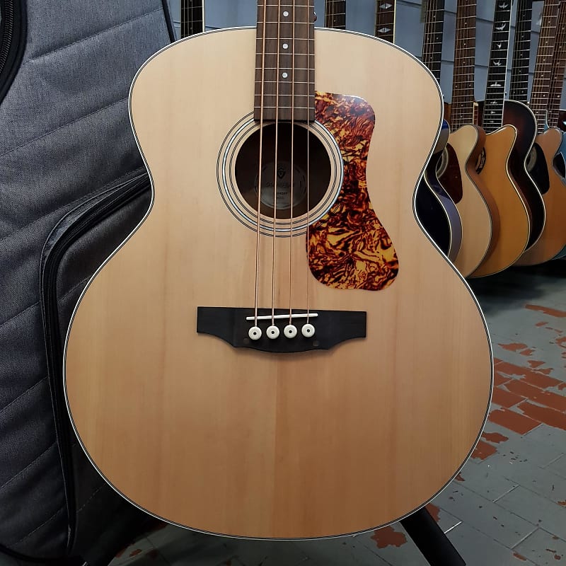 Guild B240 E + Bag Reverb