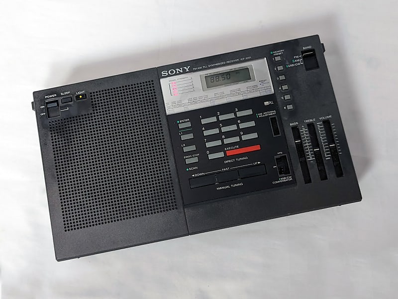 Sony ICF-2001D Shortwave, FM/LW/MW/SW/ Portable Radio Tested | Reverb