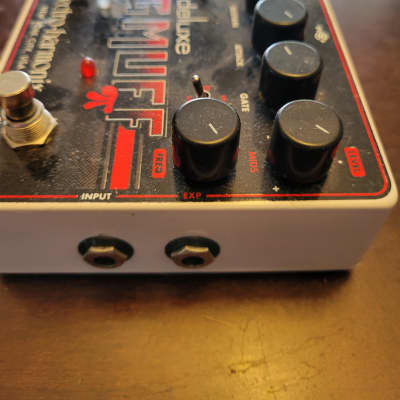 Electro-Harmonix Deluxe Big Muff Pi Distortion / Sustainer 2014 - Present - Black / Red image 3