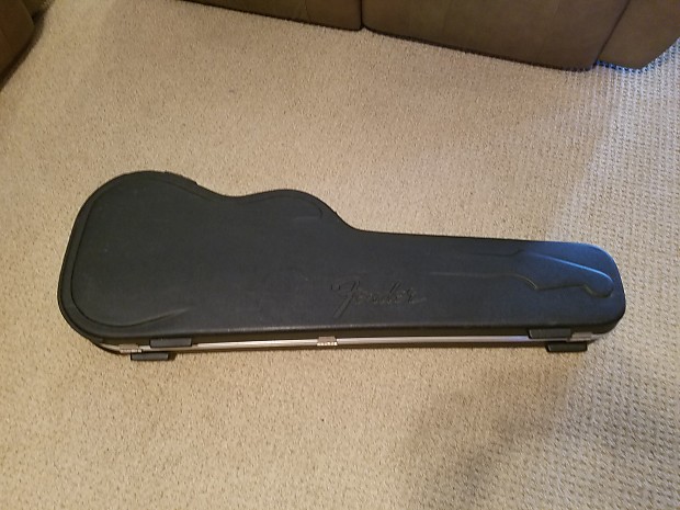 Fender stratocaster molded hardshell on sale case