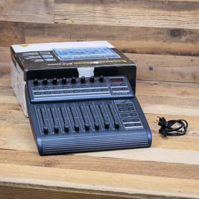 Faderfox UC4 Universal DJ MIDI Controller - Free Shipping!