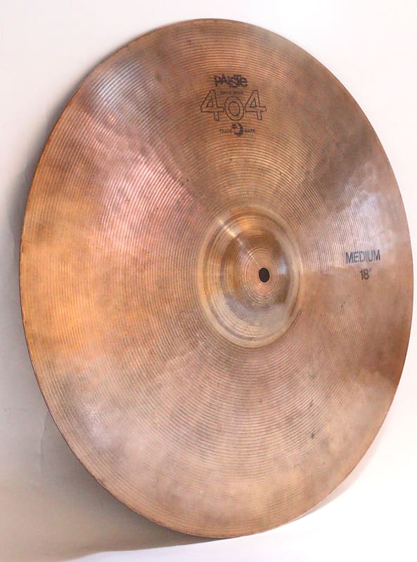 Exceptional Paiste 404 18