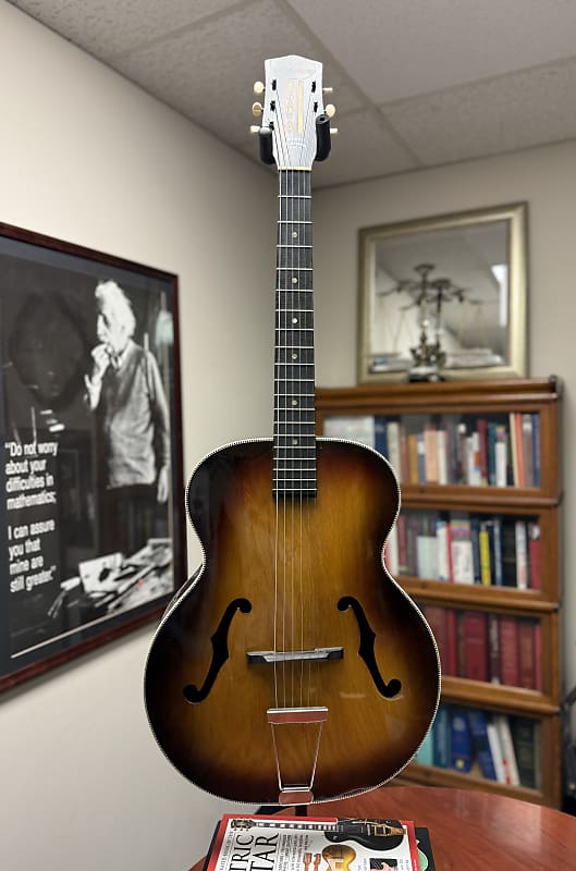 Harmony Broadway H954 1950s - Sunburst image 1