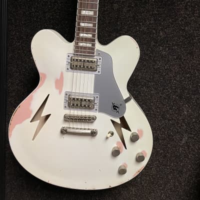 Rock and Roll Relics Lightning Hollowbody White Over Shell Pink image 3