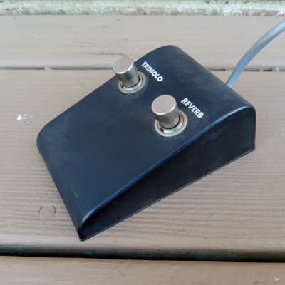 Vintage 1960's Gibson Tremolo/Reverb Two-Button Amplifier Footswitch! image 3