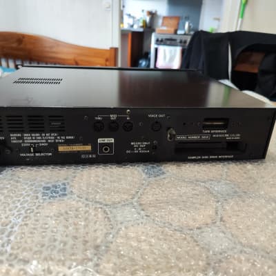 Akai S612 MIDI Digital Sampler 1985 - Black image 3