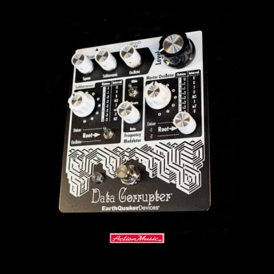EarthQuaker Devices Data Corrupter Modulated Monophonic PLL Harmonizer - Data Corrupter Modulated Monophonic PLL Harmonizer / Brand New image 1