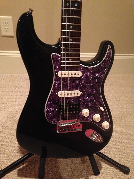 Black strat purple pickguard best sale