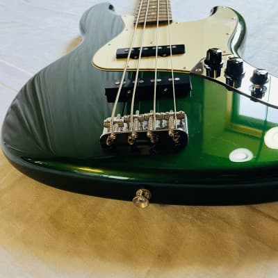 【美品】FGN フジゲン Neo Classic NCJB-10R グリーン FUJIGEN(FGN) Neo Classic NJB200RAL-BG (British Green