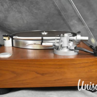 Yamaha GT-2000L Turntable [Woodgrain Plinth Version] In Very Good Condition image 12