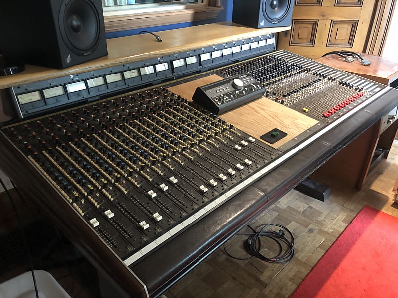 Soundcraft 2400 recording console Reverb