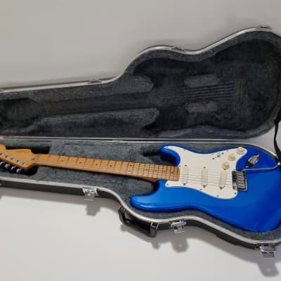 Fender Strat Plus with Maple Fretboard 1995 Electric Blue image 18