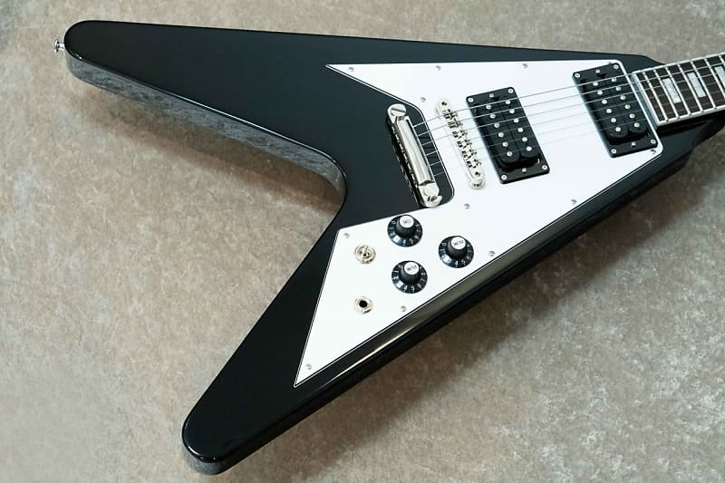 Edwards 日本製 black ESP EDWARDS E-ALEXI ARROW HEAD w/ESP GB-30V Case -Black with