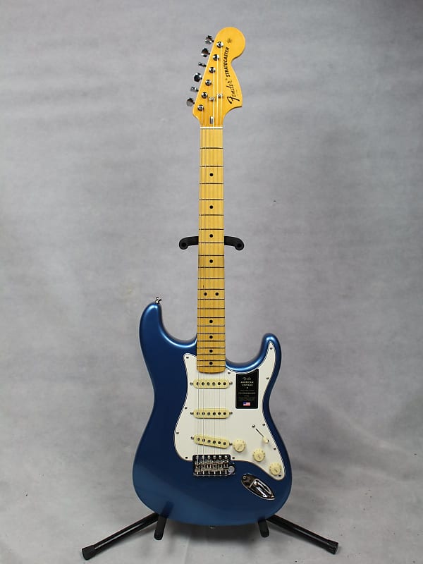 Fender American Vintage II 1973 Stratocaster Lake Placid Blue w/ Case