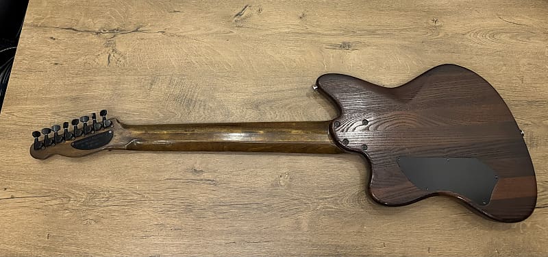 最高級のスーパー 8 Jazzmonster Дикань / Dykan string Baritone Multiscale ギター