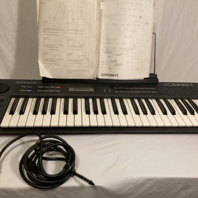 Roland Alpha Juno-1 49-Key Programmable Polyphonic Synthesizer 1985 - 1988 - Black